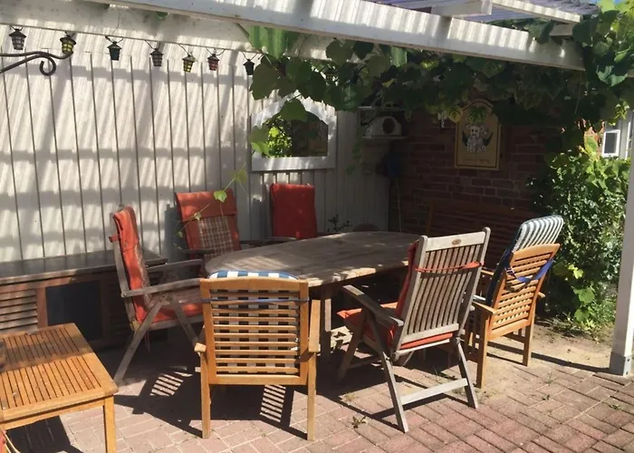 Haus Strandlaeufer 2 Appartamento *